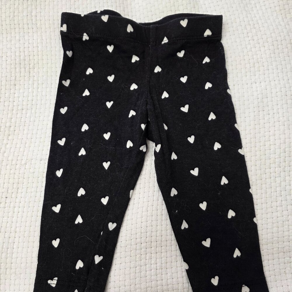Nordstrom Baby Bear Hoodie & Heart Leggings Set | 6 Months | Cozy & Cute! 🤍🖤 - Picture 5 of 8